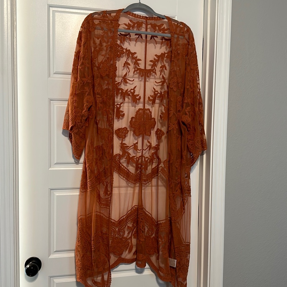 Rust lace duster